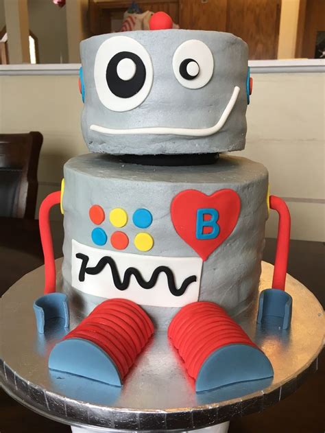 Writing name on the birthday cakes is easy, quick and time saving. Robot birthday cake, boys birthday cake | Robot cake, Happy birthday cakes, Birthday
