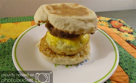 Diabetic patients on dialysis have special needs, as they have a much greater burden of complications (cardiac, retinal and foot). Eating options - Breakfast Sandwich (With images) | Dialysis recipes meals, Kidney friendly ...