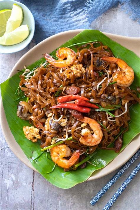 Eat out at penangites' favorite stalls! Penang Char Kway Teow | Recipe | Char kway teow recipe ...
