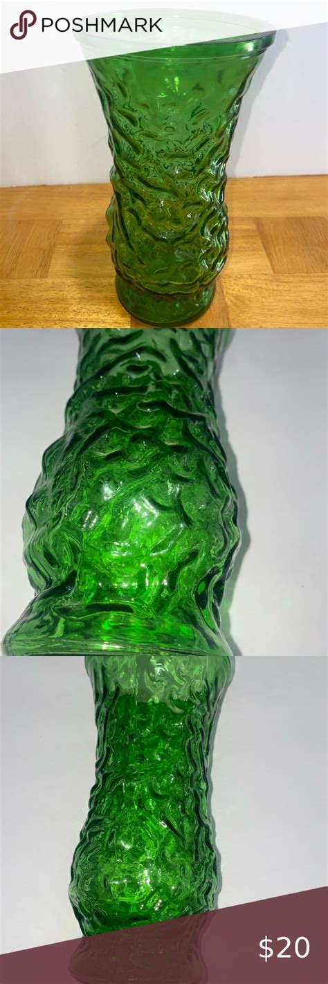 Beautiful Vintage Green Glass Vase Hoosier Glass Crinkled Glass Mid Century Vintage Green