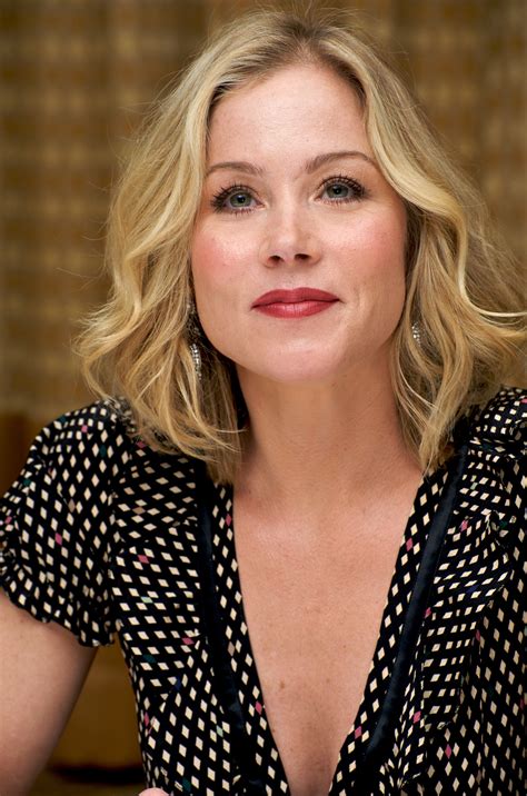She has appeared in several movies include don't teall mom the. Saturday Night Live: Everything You Always Wanted to Know About Christina Applegate Photo ...