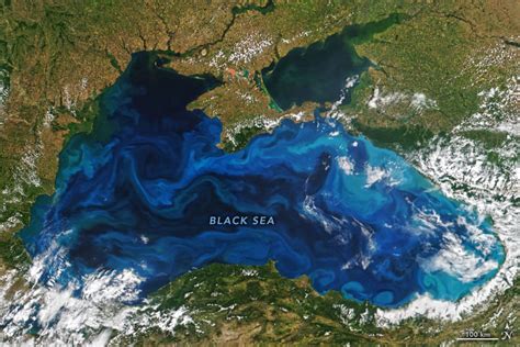 Vibrant Colors Brighten The Black Sea •