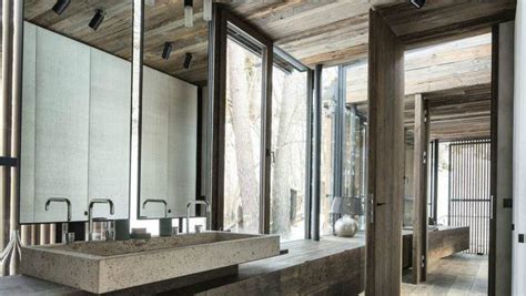 Modern pine cabin in northern arizona. Rustic Modern Bathroom Design Ideas | Maison Valentina Blog