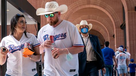 Texas Rangers Fans Pack Globe Life Park For Team S Home Opener After