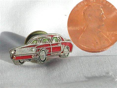 Classic Car Pin