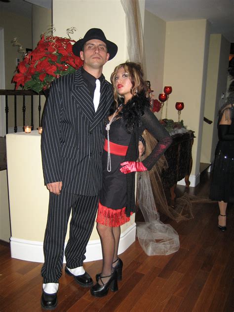 Flapper And Gangster Couple Halloween Costumes ~ Quotes Daily Mee