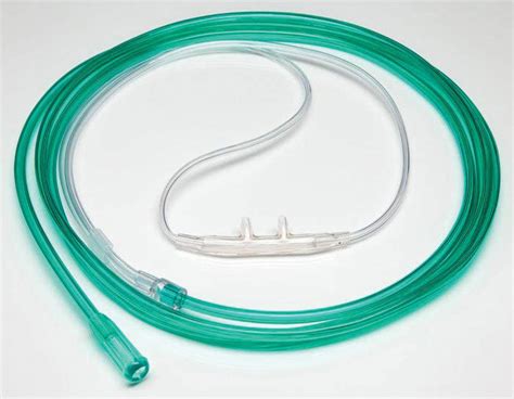 Weber et al10 determined in a crossover design (nasopharyngeal catheters and nasal cannulae) the flow rates necessary to achieve a pulse oximeter oxygen saturation of 95% in 60 children with a lower respiratory tract infection. Salter Style O2 Cannula, Adult High Flow with 7', 3 ...