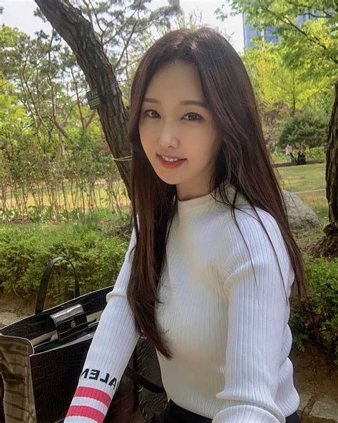 Bak Remaja 10 Pesona Lee Su Jin Dokter Gigi Usia 51 Yang Awet Muda