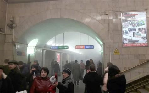 213 131 4411, 213 131 4414, 213 131 4433 ώρες λειτουργίας: Έκρηξη Αγία Πετρούπολη: Συγκλονιστικές εικόνες από το ...