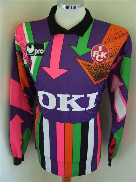 Durch die mitgliederversammlung des vereins werden fünf mitglieder gewählt. 1. FC Kaiserslautern Torwart Fußball-Trikots 1991 - 1992.