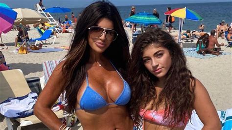 Rhonj Teresa Giudice And Milania Twinning In Bikini Selfie Champion Daily