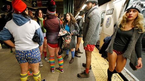 Pantsless Passengers To Take Over Bart For ‘no Pants Subway Ride Nbc