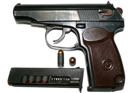 Meet The Makarov This Gun From Russia Is The Elvis Of Pistols The