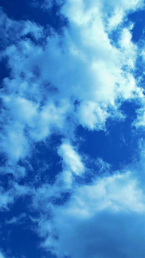 Download and use 50,000+ iphone wallpaper stock photos for free. Sky Wallpaper White clouds in the sky iPhone 7 wallpaper ...