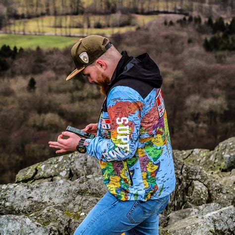 2 watchers 734 page views 14 deviations. Henry Fischer - Freelance TV-Journalist, Producer ...