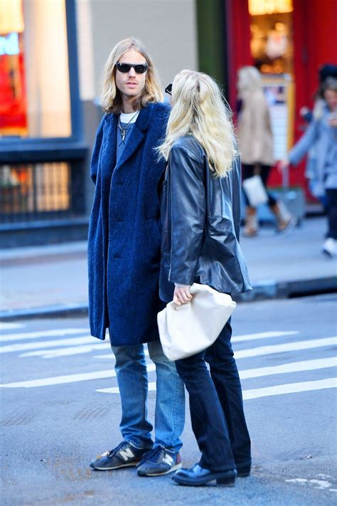 Her family loved sports, and … ELSA HOSK and Tom Daly Out in New York 11/27/2019 - HawtCelebs