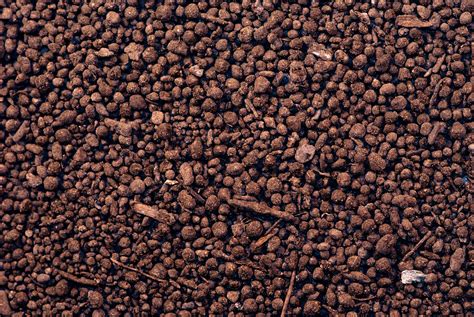 Instead of dumping vegetable scraps, coffee grounds, grass clippings, and fallen leaves in the trash, you can recycle them into a useful. Granular Compost - Topdressing for Lawn & Gardens Omaha ...