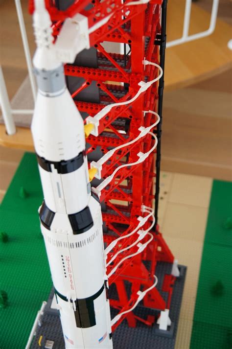 Lego Moc Nasa Apollo Saturn V Launch Umbilical Tower Zusammengebaut