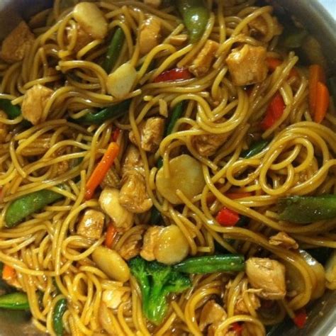 Stir fry beef with oyster sauce is a classic chinese dish that i've made so many times that i don't even think about it as a recipe. Stir Mein (stir fry/lo mein) | Recipe | Food recipes, Stir ...