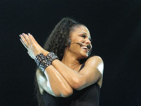 the speculation behind janet jackson s billionaire status here s what we know bakersfield