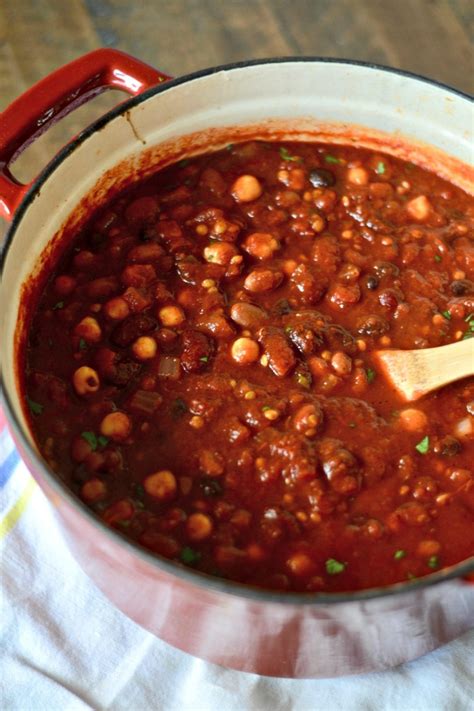 slow cooker  bean beer chili sarcastic cooking