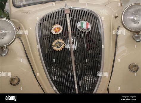 Collection of Vintage vehicles, some of them made 100 years ago