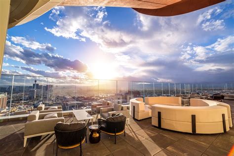 open circa resort casino debuts hotel tower legacy club