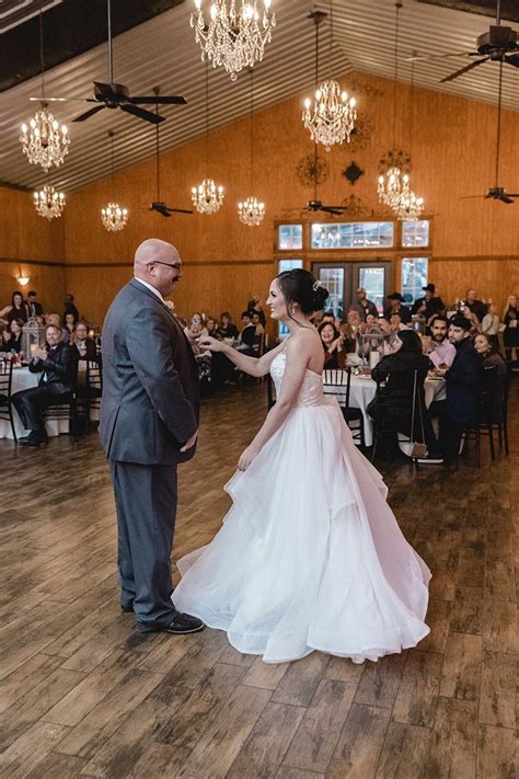 Woodlands lodge is a licensed new forest wedding venue for both civil ceremonies and civil partnerships. Wedding Venue in Houston, Conroe, The Woodlands | Wedding ...