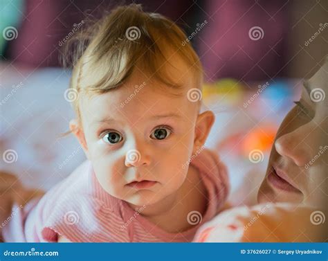 Mother With Baby Daughter Stock Image Image Of Cheerful 37626027