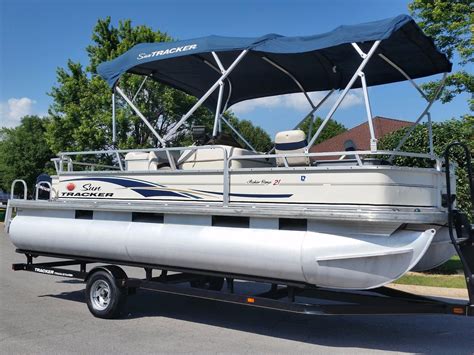 Sun Tracker Fishin Barge 21 Signature Series 2008 For Sale For 100