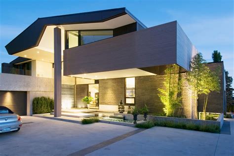 4 Modern Luxury Homes In Vancouver Canada