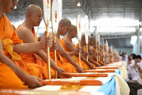Check spelling or type a new query. ประมวลภาพพิธีถวายกองทุนแสงสว่างและผ้าอาบน้ำฝนวันอาสาฬหบูชา ...