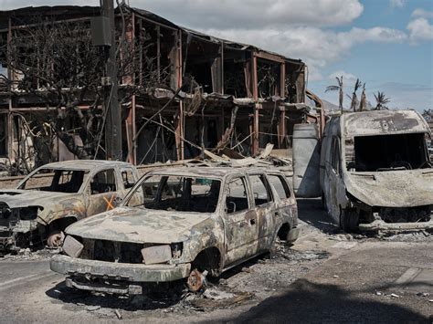 Biden to Visit Maui on Monday to View Wildfire Damage - The New York Times