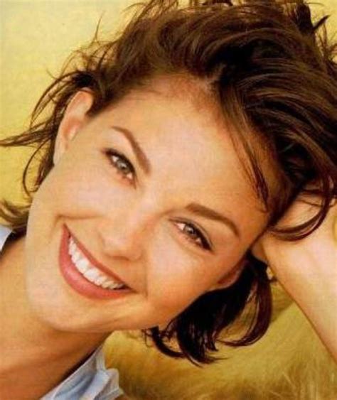 Pin By Paolo Trevisan On Ashley Judd Ashley Judd Cute Hairstyles For Short Hair Short Hair