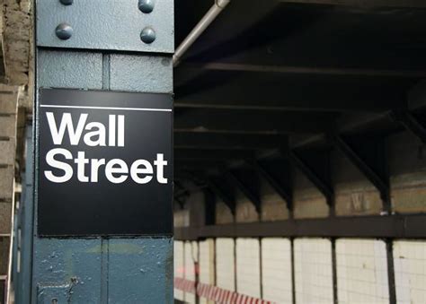 Na Wall Street Niewielkie Spadki Biznes W Interiapl
