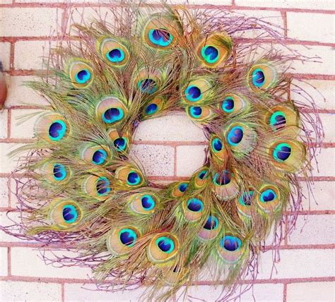 Peacock Feather Decoration Ideas More Image Visite In 2019 Feather
