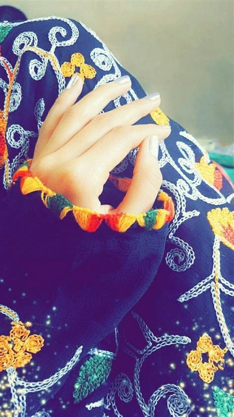 pin by ♥️ syeda insha zahra ♥️ on girl hand dpz with images girls dp stylish girly dp