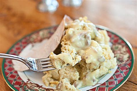 An easy turkey stuffing (or dressing, if you prefer) recipe that you will want on your table this year, and every year for thanksgiving! Giblet Gravy - Cooking | Add a Pinch | Robyn Stone