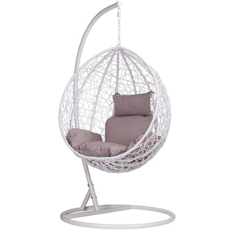 Egg Chair | Bruin Blog