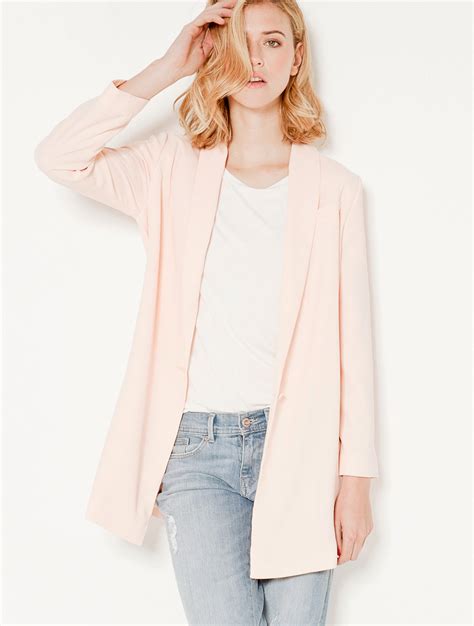 Maybe you would like to learn more about one of these? Comment Porter le Blazer à un Mariage ? - Tendances de Mode