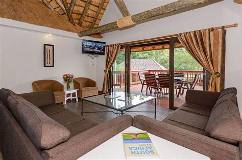 The functional first floor is pure. Three Bedroom Log Cabin - Hazyview Cabanas