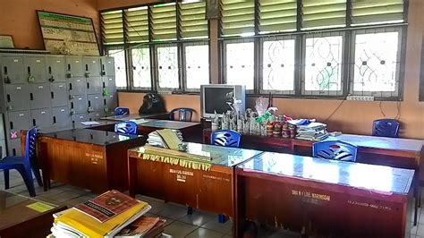 Maybe you would like to learn more about one of these? Populer 38+ Desain Ruang Kantor Guru