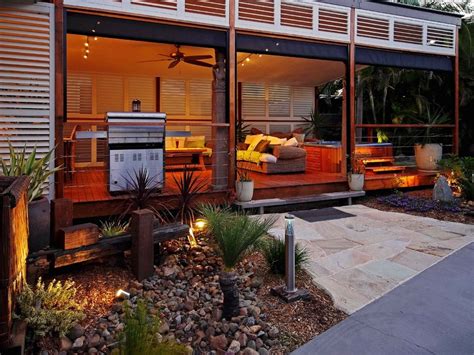 Patio & screen room ideas. Outdoor Living - Enclosed Patio, Porch or Deck - Tropical ...