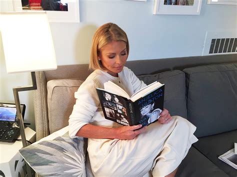 ♥♥♥ Kelly Ripa ♥♥♥ Sharing Her Magicofstorytelling Picture To Help