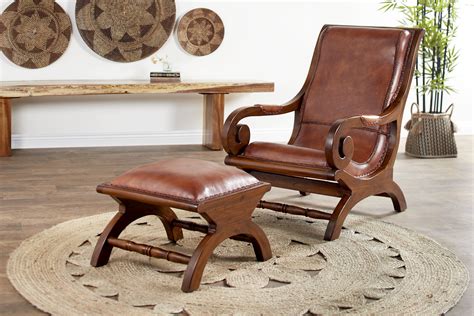 Decmode Large Teak Wood And Brown Leather Chair With Ottoman Set 36” X