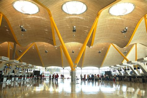 Bamboo Ceiling In Madrid International Airport Moso Bamboo Specialist