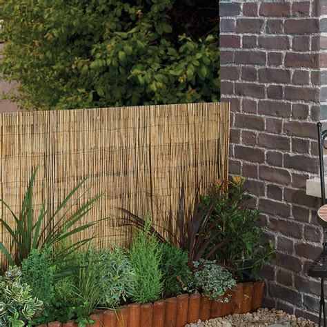 It was popularized in the 1980's and has helped home gardeners across the world grow their own food. Woven Reed Screen