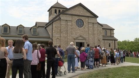 Faithful Head To Missouri To See Body Of Nun Thought To Be A Miracle