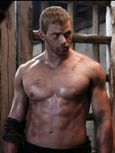 Pin By Ayla Shoulders On Film Shirtless Men Kellan Lutz Shirtless