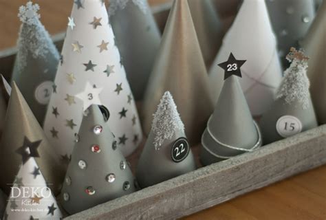 Auf dieser seite finden sie alles für kinder in der weihnachtszeit, so zum bespiel weihnachtsdekorationen. DIY: Adventskalender basteln - schnell und günstig mit ...